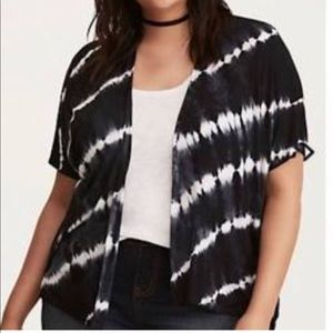 Torrid black and white tie dye kimono